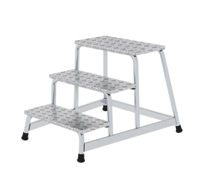 Munk Arbeitspodest starr – Munk Arbeitspodest starr | Arbeitspodest aus Aluminium | Stabile, verschweißte Rohrkonstruktion | 220 mm tiefe Stufen aus Aluminium-Warzenblech für einen sicheren Stand | Obere Trittfläche: 550 x 300 mm | Rutschfeste Kunststoffschuhe | Stufenabstand 200 mm | Maximale Belastung: 150 kg | Varianten von 1-5 Stufen – Jetzt erhältlich im MTN Shop DE.