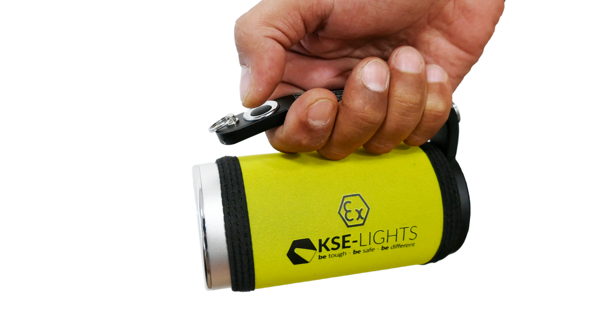 KSE-LIGHTS Вибухонебезпечний світлодіодний ручний світильник HL-1000 – – Тепер доступний у магазині MTN Shop DE.