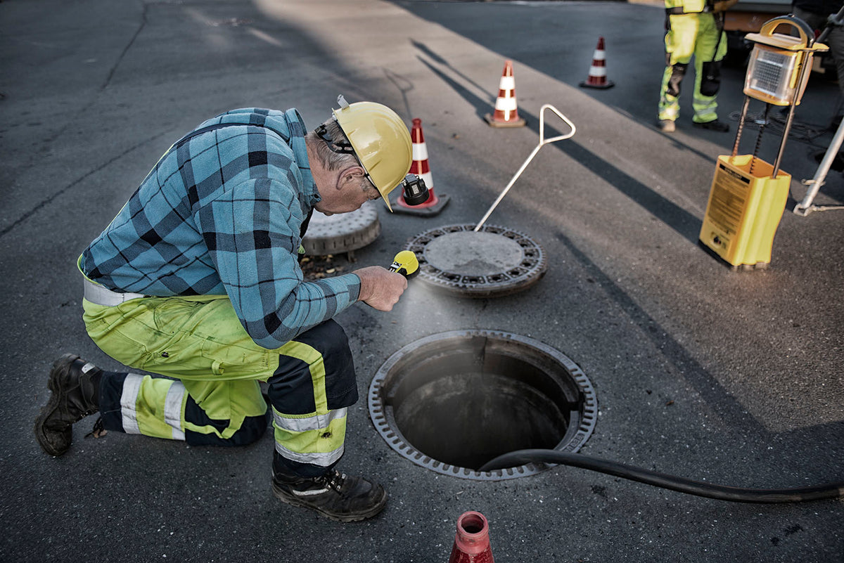 KSE-LIGHTS Вибухозахищена ручна лампа KS-8890 – – Тепер доступна в MTN Shop DE.