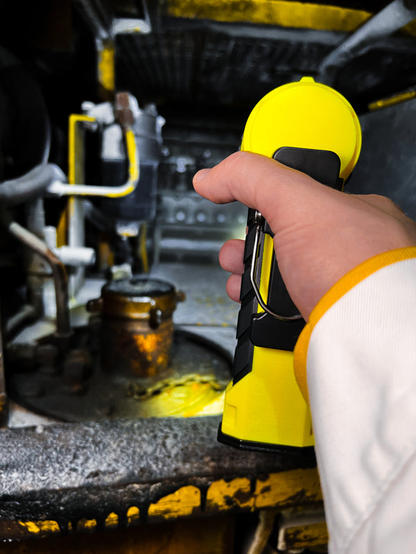 KSE-LIGHTS Ex-geschützte Handleuchte KS-8890 – – Jetzt erhältlich im MTN Shop DE.