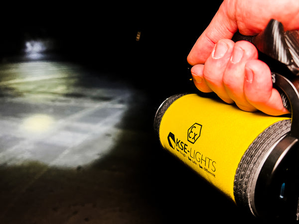 KSE-LIGHTS Ex-geschützte LED-Handleuchte HL-1000 – – Jetzt erhältlich im MTN Shop DE.