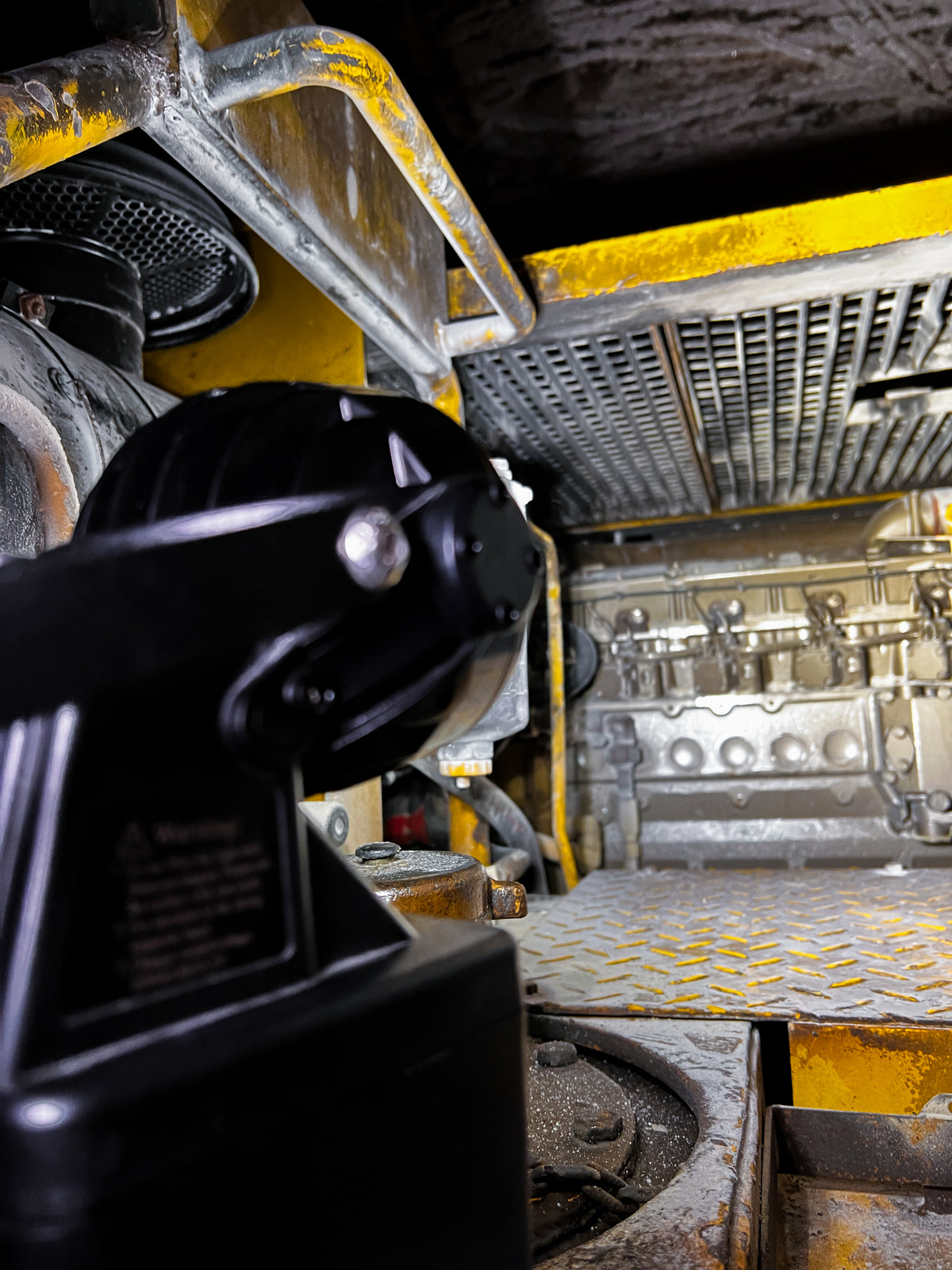 KSE-LIGHTS Вибухозахищений світлодіодний ручний будівельний прожектор HL-3000 – – Тепер доступний у MTN Shop DE.