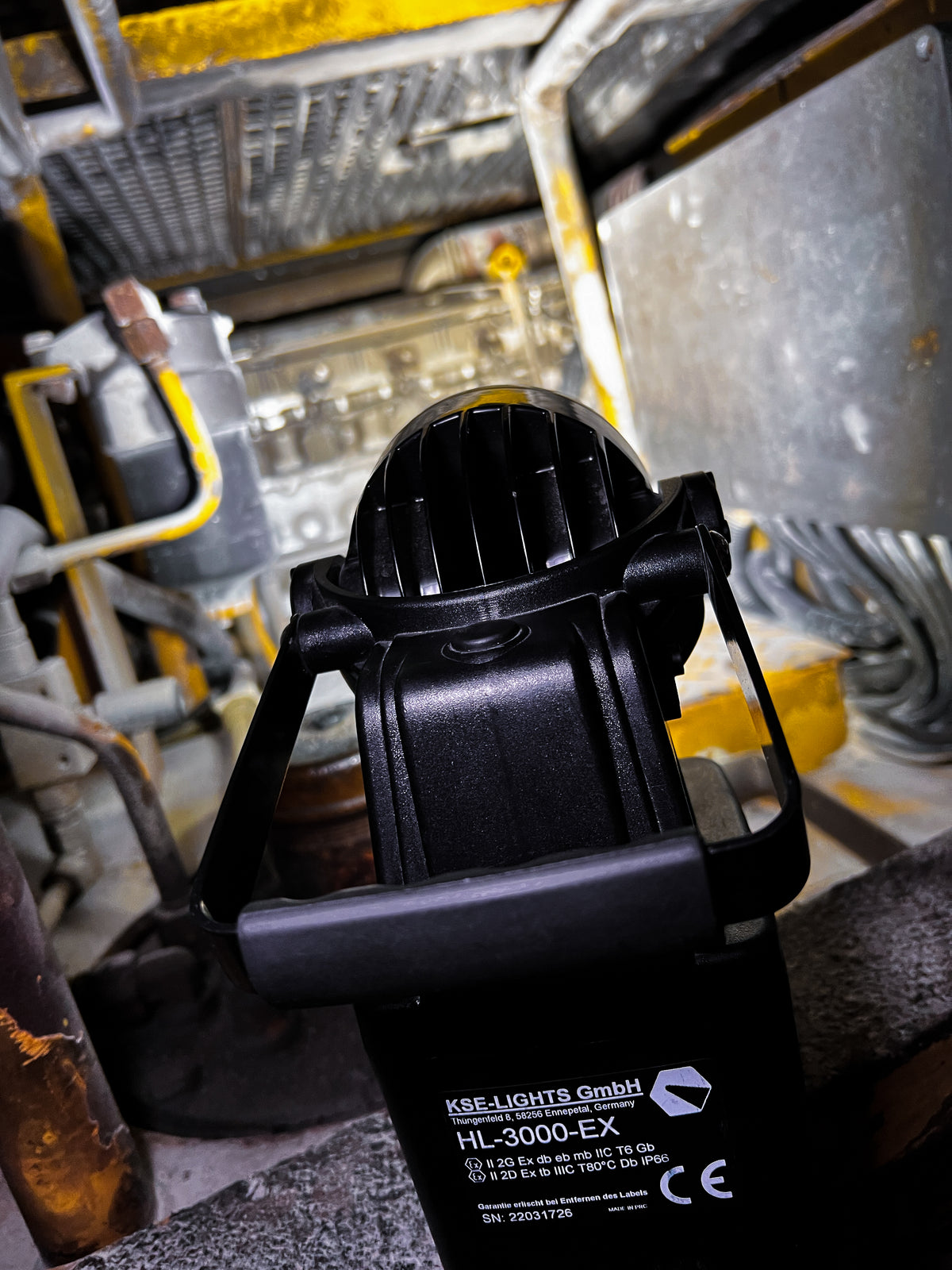 KSE-LIGHTS Вибухозахищений світлодіодний ручний будівельний прожектор HL-3000 – – Тепер доступний у MTN Shop DE.