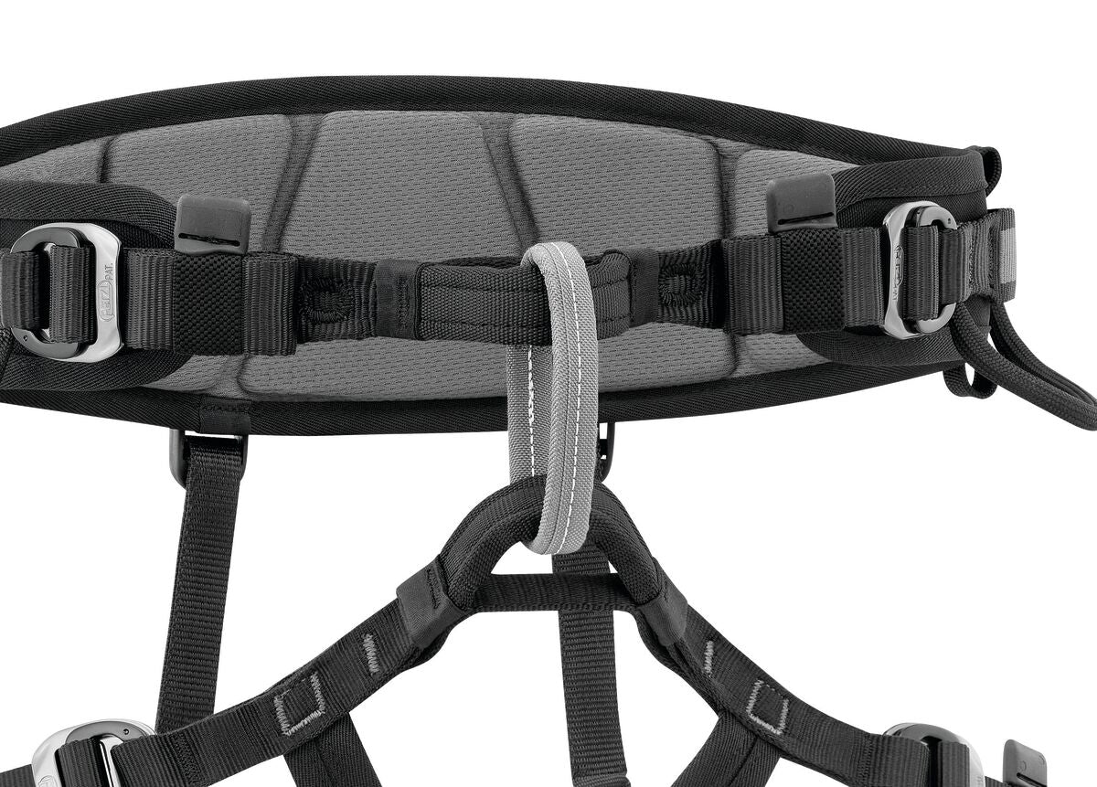 Petzl Falcon Mountain – надлегке зручне сидіння та ремінь для рятувальних операцій. Швидко адаптується та ідеально підходить для техніки лазіння по ліду. Замовляйте зараз! – Тепер доступний у MTN Shop DE.