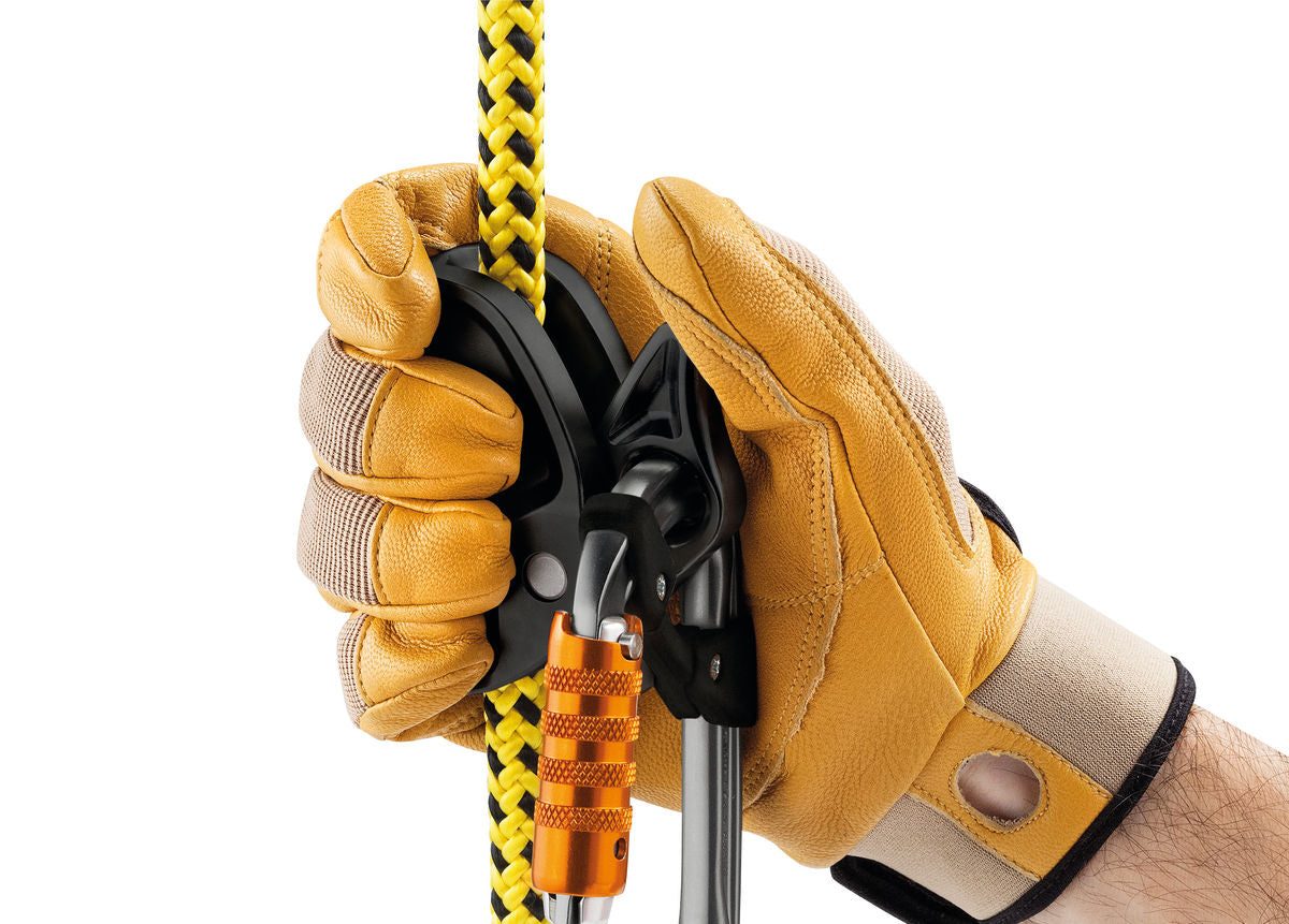 Petzl MICROFLIP – – Jetzt erhältlich im MTN Shop DE.