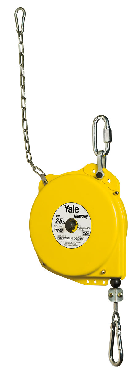 Yale Federzug YFS/A 0.5 - 10 kg – Federzüge sind so konstruiert, dass sie das Seil einziehen, wenn keine Kraft aufgebracht wird.Um das aufgehängte Objekt in seiner ausgefahrenen Position zu halten, muss kontinuierlich eine Abwärtskraft aufgebracht werden. Das Drehmoment der Aufrollfeder nimmt zu, wenn das Seil ausgezogen wird, und zieht das aufgehängte Objekt in die oberste eingestellte Position zurück, wenn es losgelassen wird. – Jetzt erhältlich im MTN Shop DE.