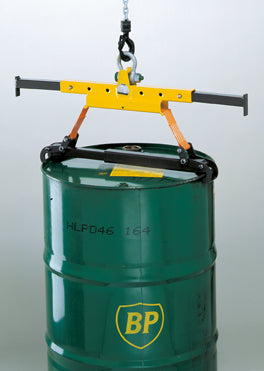 Tigrip® Fassgreifer TFA R & TFA TR – Diese Fassgreifer sind für den Transport von Stahlfässern entwickelt worden. Sie fassen beim Transport mit ihren Greifklauen unter den Rand der Fässer und gewährleisten aufgrund ihrer formschlüssigen Verbindung einen absolut sicheren Halt. Erfahren Sie mehr! – Jetzt erhältlich im MTN Shop DE.