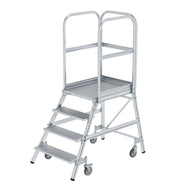 Munk Podesttreppe einseitig begehbar – Alu-Podesttreppe mit rutschfesten Stufen, geräumiger Plattform & Geländer für sicheres Arbeiten. 150 kg Tragkraft. Jetzt bestellen! – Jetzt erhältlich im MTN Shop DE.