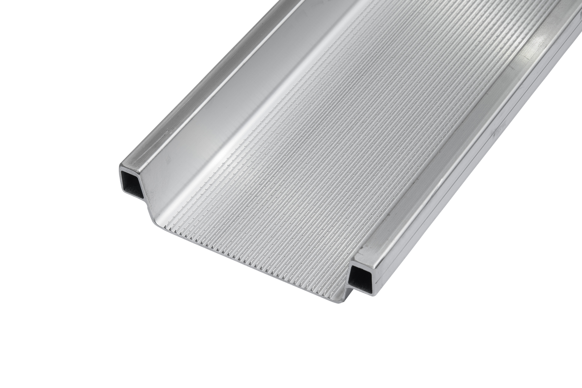 ALTEC Aluminium-Verladeschienen ABS/ABS-F (Paar) – Leichte, rutschfeste Schienen für Kleingeräte bis 600 kg/Paar. Auch faltbar für platzsparende Lagerung. Made in Germany, GS-geprüft! – Jetzt erhältlich im MTN Shop DE.