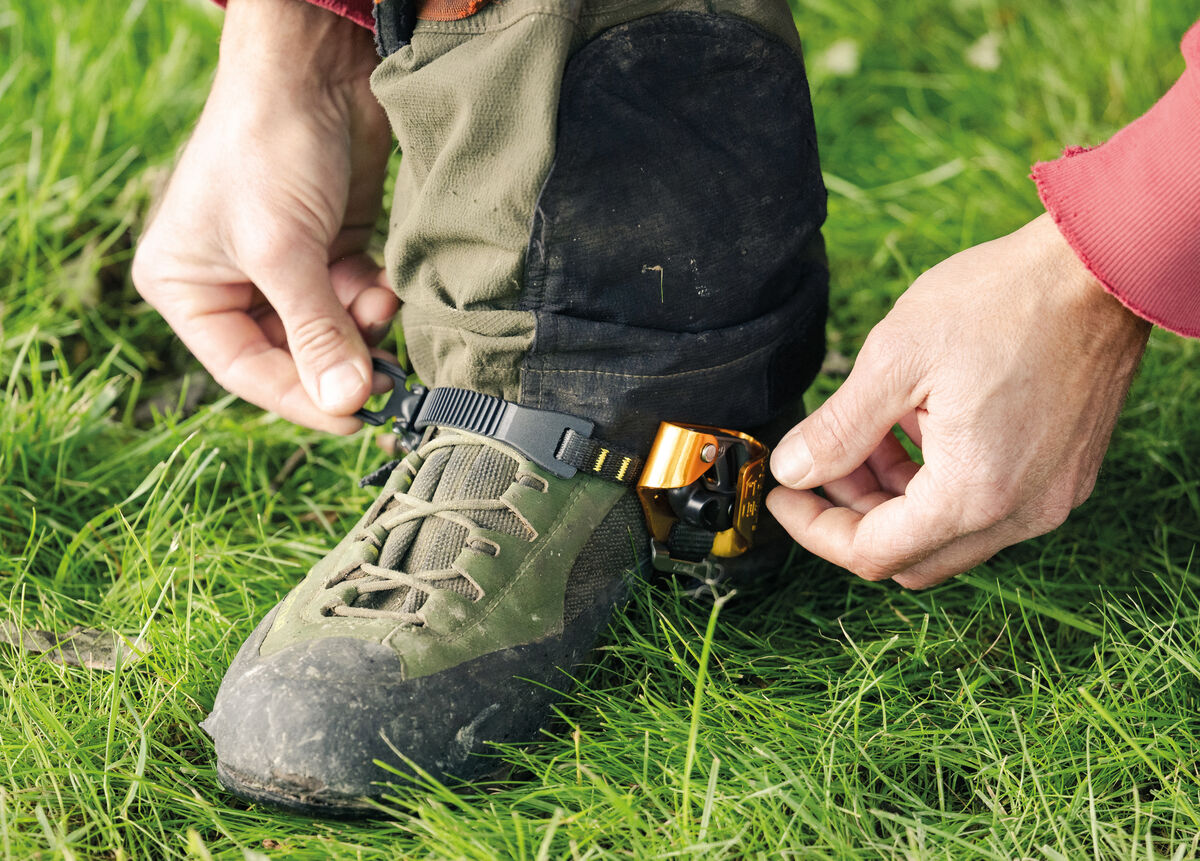 Petzl PANTIN CLICK, gerillter Riemen und Schnalle mit Sperrvorrichtung für präzise Einstellung. - imagen 4