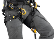 Petzl KNEE GRAB, ergänzt den SEQUOIA PLUS-Gurt für den Aufstieg im SRS. - imagen 2