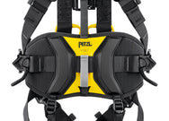 Petzl VOLT WIND, Schutzplatten an Schulterträgern und Hüftgurt gegen Gurtbandverschleiß im Windkraftturm. - imagen 6