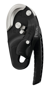 Petzl RIG® Descender - Компактний спусковий пристрій RIG із самогальмуванням для важкодоступних місць розроблений для досвідчених користувачів. Має важіль ергономічної форми, що дозволяє легко контролювати процес спуску. Система AUTO-LOCK дозволяє користувачеві розміститися на робочому місці без необхідності натискати важіль і прив’язувати пристрій. Після блокування мотузку можна втягнути без використання важеля. Безпечний затиск дає можливість використовувати пристрій
