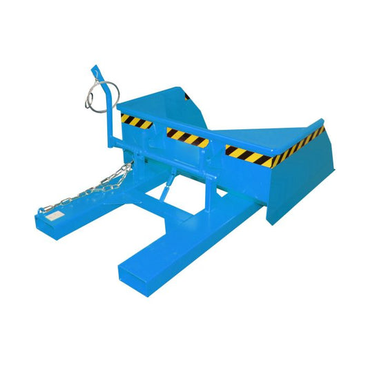 Bauer Schaufel BSE 50 – Kompakte Schaufel für Schüttgüter mit Gabelzinkenaufnahme, Kippsicherung und 1000 kg Tragfähigkeit. Jetzt bestellen und effizient arbeiten! – Jetzt erhältlich im MTN Shop DE.