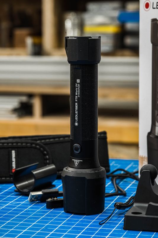 Ledlenser Taschenlampe P7R Work UV – – Jetzt erhältlich im MTN Shop DE.