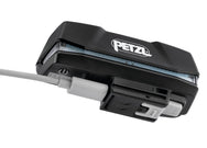 Petzl XENA® – налобний ліхтар Petzl XENA® забезпечує яскравість 1400 люмен у легкій конструкції з можливістю перезаряджання. Ідеально підходить для професійного використання в обслуговуванні, інспекції та промисловості. Завдяки CONSTANT LIGHTING яскравість залишається постійною. Міцна, водостійка (IP67) і ударостійка (IK07) конструкція для максимальної надійності. – Тепер доступний у MTN Shop DE.