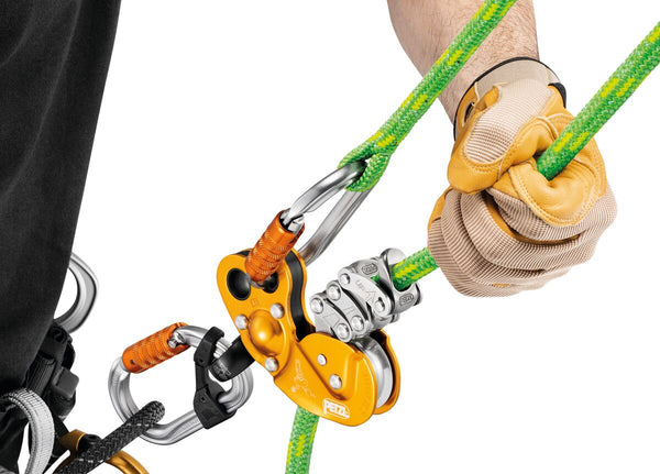 Aufgrund seiner Konstruktion ist das Seil optimal für die Verwendung mit den mechanischen Prusikrollen ZIGZAG und ZIGZAG PLUS geeignet.