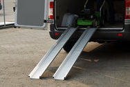 ALTEC Aluminium-Verladeschienen ABS/ABS-F (Paar) – Leichte, rutschfeste Schienen für Kleingeräte bis 600 kg/Paar. Auch faltbar für platzsparende Lagerung. Made in Germany, GS-geprüft! – Jetzt erhältlich im MTN Shop DE. - imagen 8