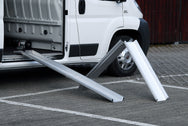 ALTEC Aluminium-Verladeschienen ABS/ABS-F (Paar) – Leichte, rutschfeste Schienen für Kleingeräte bis 600 kg/Paar. Auch faltbar für platzsparende Lagerung. Made in Germany, GS-geprüft! – Jetzt erhältlich im MTN Shop DE. - imagen 9