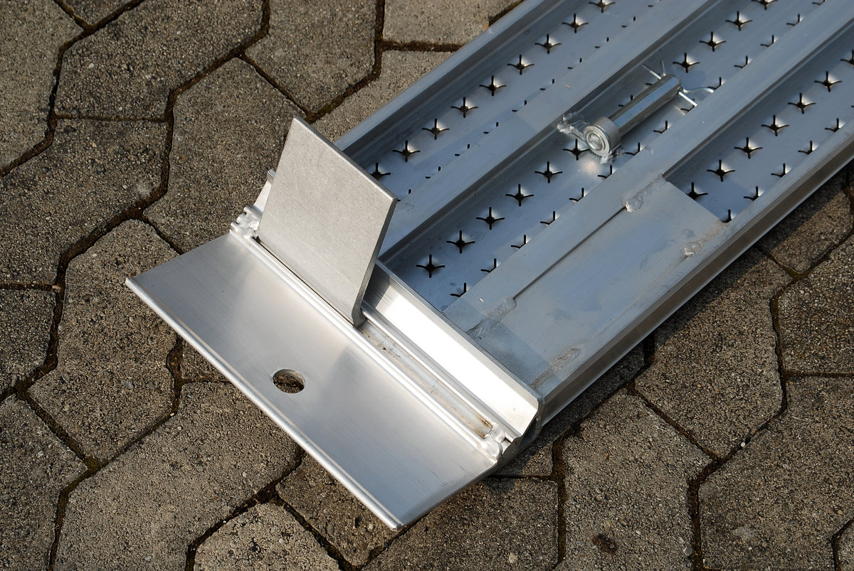 ALTEC Leichte Auffahrrampe AOS (Paar) – – Jetzt erhältlich im MTN Shop DE.