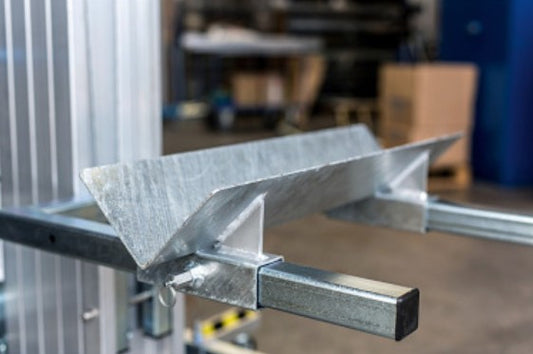 Böcker V Rohrhalter für ALP-Lasten-Lifte