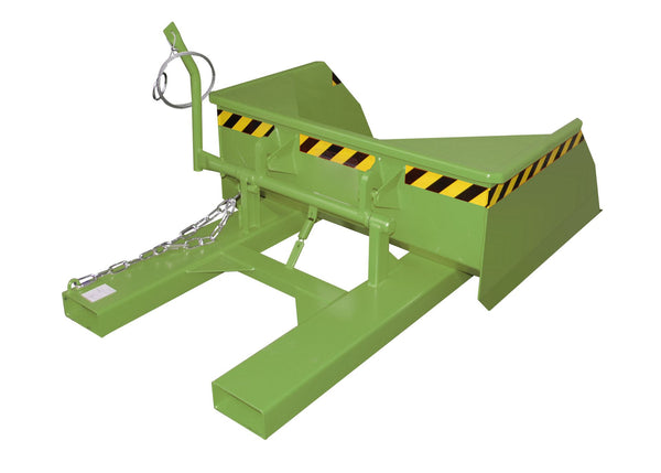 Bauer Schaufel BSE 50 – Kompakte Schaufel für Schüttgüter mit Gabelzinkenaufnahme, Kippsicherung und 1000 kg Tragfähigkeit. Jetzt bestellen und effizient arbeiten! – Jetzt erhältlich im MTN Shop DE.