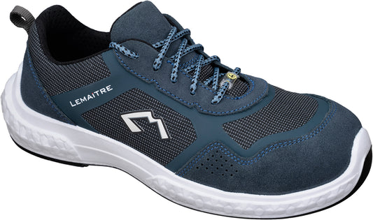 Lemaitre Wiki Low S1P ESD – Sportlicher ESD-Sicherheitshalbschuh aus Textil- und Ledermix mit Aluminium-Zehenkappe, metallfreier durchtrittsicherer Zwischensohle und atmungsaktivem 3D-Mesh-Innenfutter. Extra weiter Schnitt für maximalen Komfort, JUMP-LM®-Einlage für Dämpfung und PU/PU-Sohle für hohe Flexibilität. Ideal für die Elektro-, Automobil- und Logistikbranche.