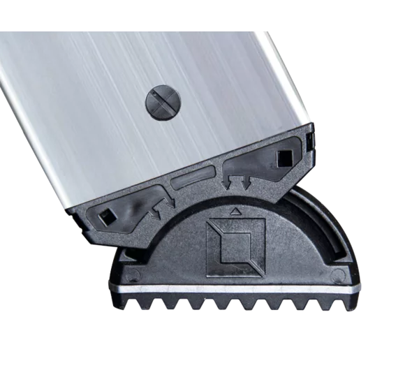 Munk Stufen-Stehleiter beidseitig begehbar mit clip-step R13 – – Jetzt erhältlich im MTN Shop DE.