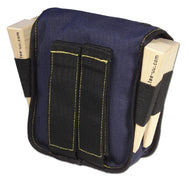  TEE-UU MASTER Holster Blau - Vorderseite geöffnet gefüllt mit Taschenlampe und Material