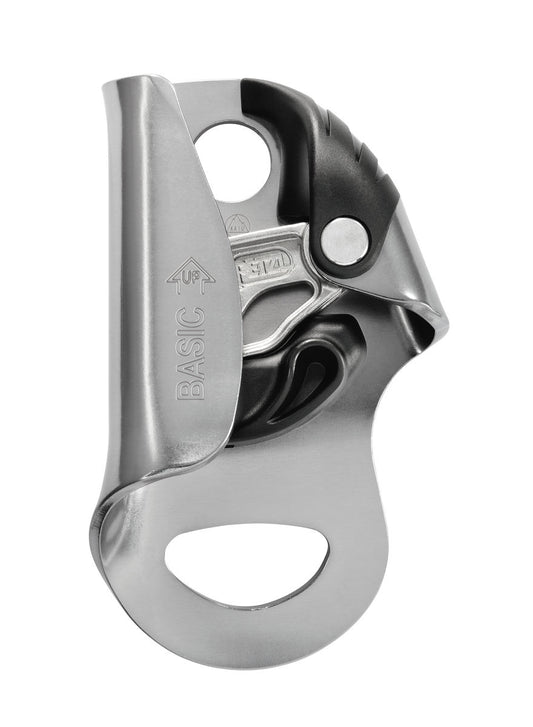 Petzl BASIC Seilklemme – Die BASIC-Seilklemme ist besonders kompakt und einfach in der Handhabung. Die untere Öse ist groß genug zum Einhängen der Karabiner von Verbindungsmittel und Trittschlinge. Erfahren Sie mehr! – Jetzt erhältlich im MTN Shop DE.