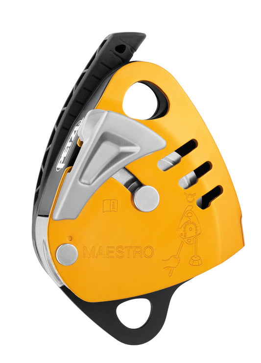 Petzl MAESTRO® Abseilgerät – Das MAESTRO S ist ein für technische Rettungseinsätze konzipiertes Abseilgerät. Es erleichtert das Handling von schweren Lasten sowohl beim Ablassen als auch beim Hochziehen und kann als erstes Sicherungssystem oder zur redundanten Sicherung eingesetzt werden. Die unterschiedlichen Verwendungsmöglichkeiten gestatten es den Rettungskräften, sich auf alle Konfigurationen am Einsatzort einzustellen. Der ergonomisch geformte Hebel und die integrierte Bremse ermöglichen eine komforta